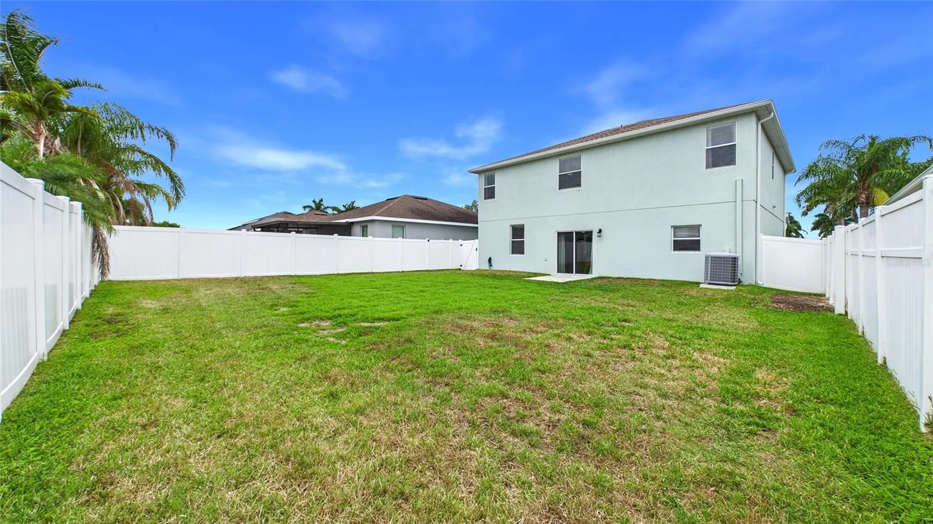 601 19th Street NW Ruskin FL 33570