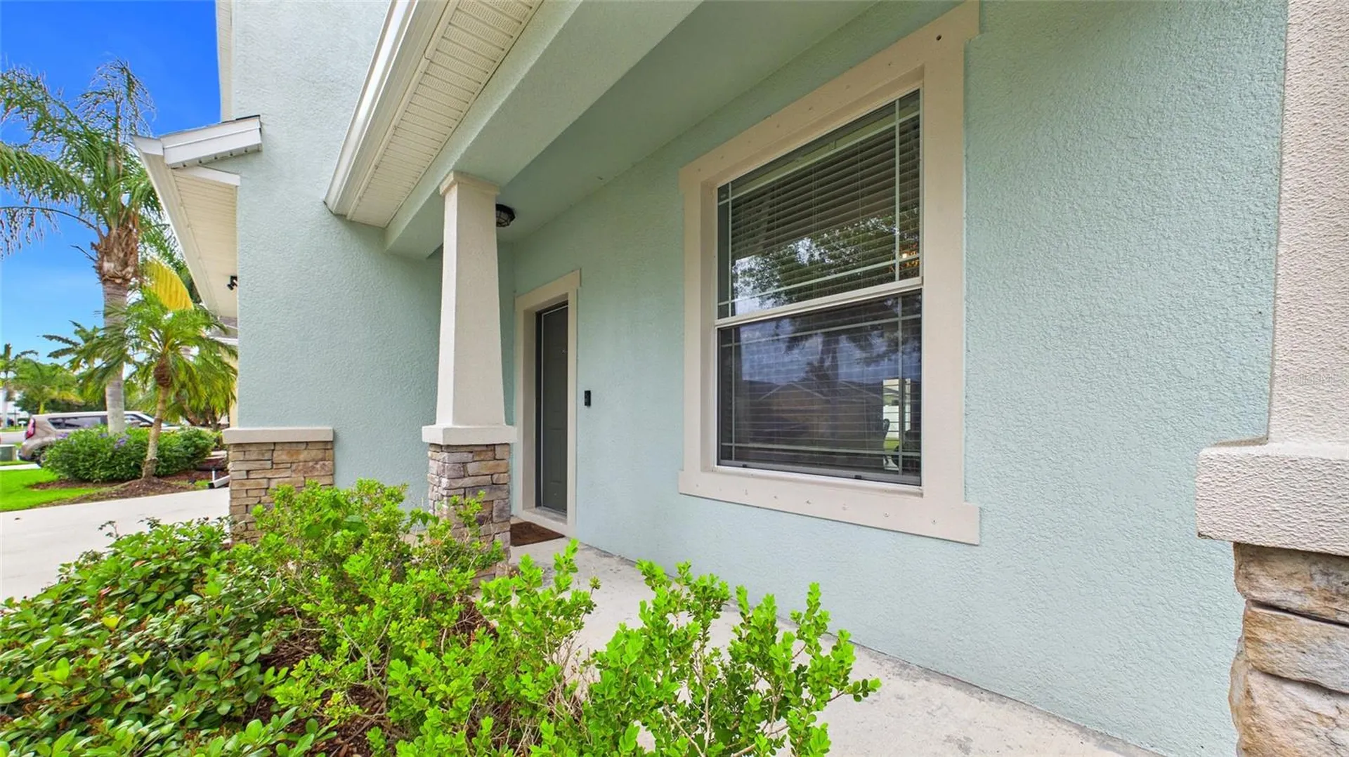 601 19th Street NW Ruskin FL 33570