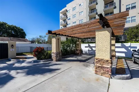 106 Alameda Court Tampa FL 33609
