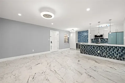 106 Alameda Court Tampa FL 33609
