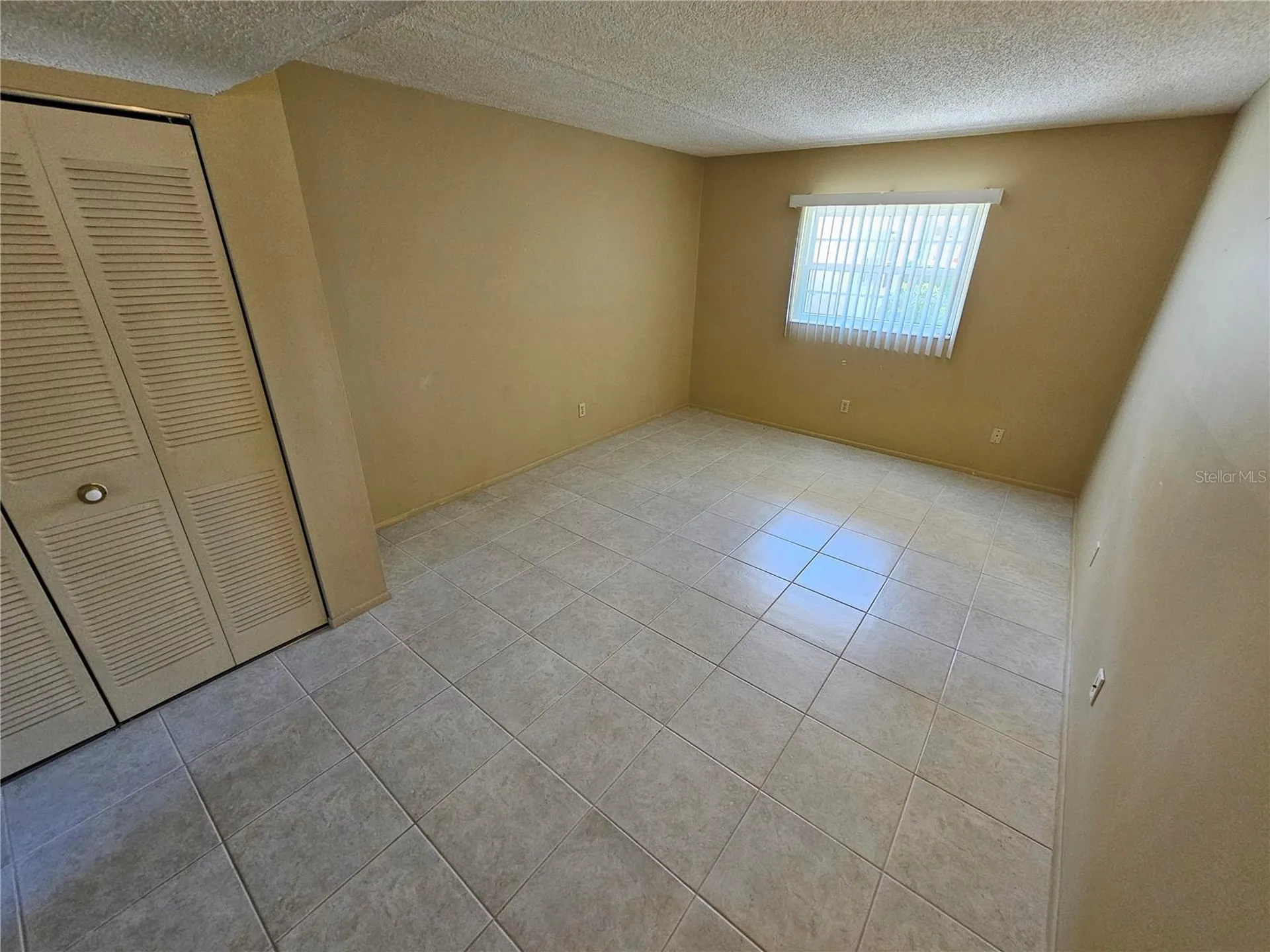 1100 E Caroline Street Tavares FL 32778