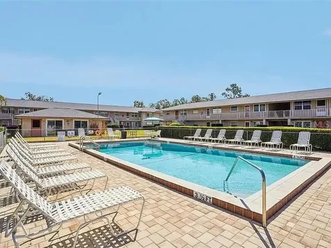 1100 E Caroline Street Tavares FL 32778