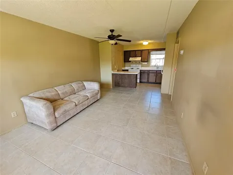1100 E Caroline Street Tavares FL 32778