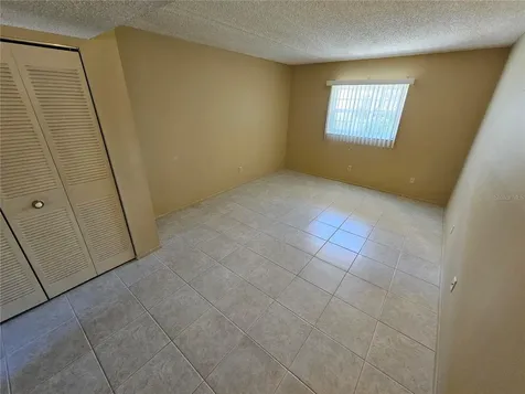 1100 E Caroline Street Tavares FL 32778