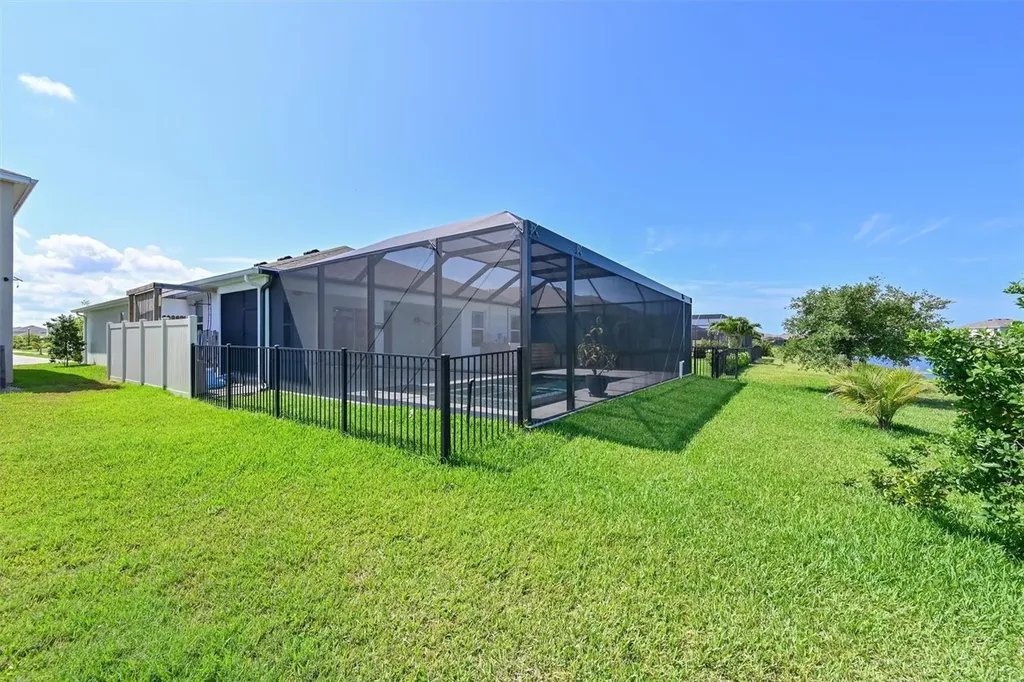 12645 Promenade Estates Boulevard Sarasota FL 34238