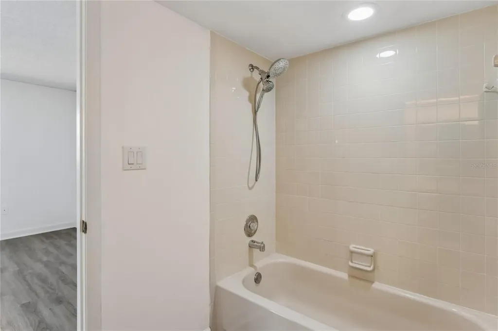 305 Hammock Pine Boulevard Clearwater FL 33761