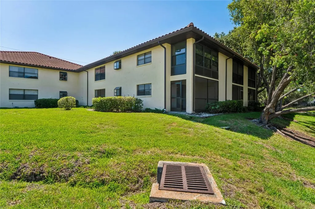 305 Hammock Pine Boulevard Clearwater FL 33761