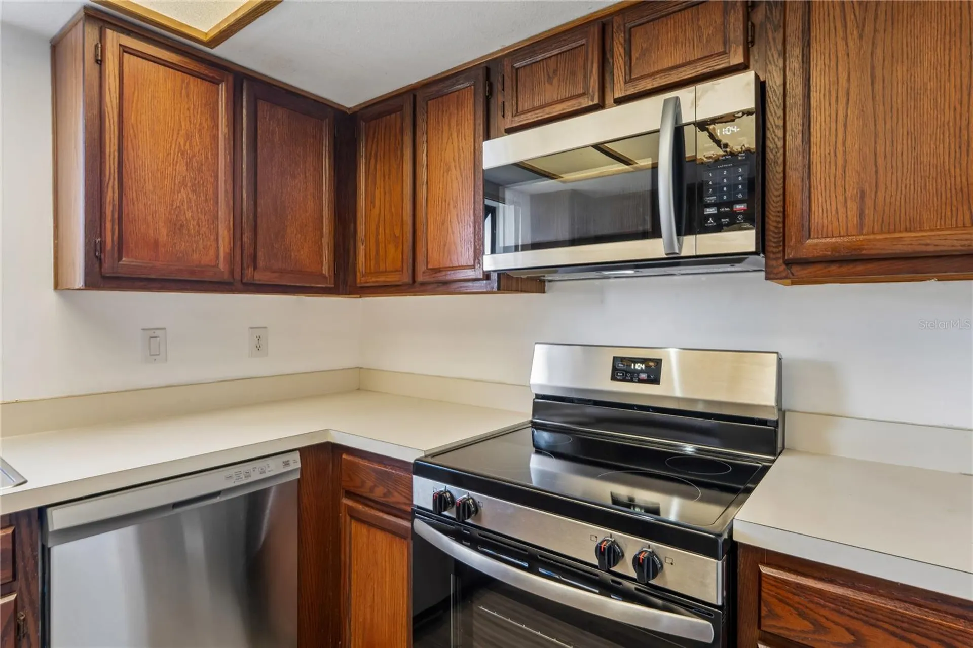 305 Hammock Pine Boulevard Clearwater FL 33761