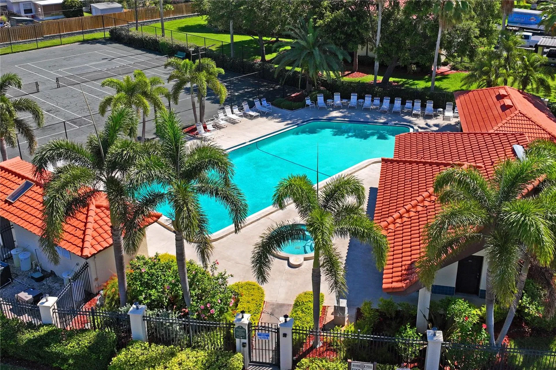 305 Hammock Pine Boulevard Clearwater FL 33761