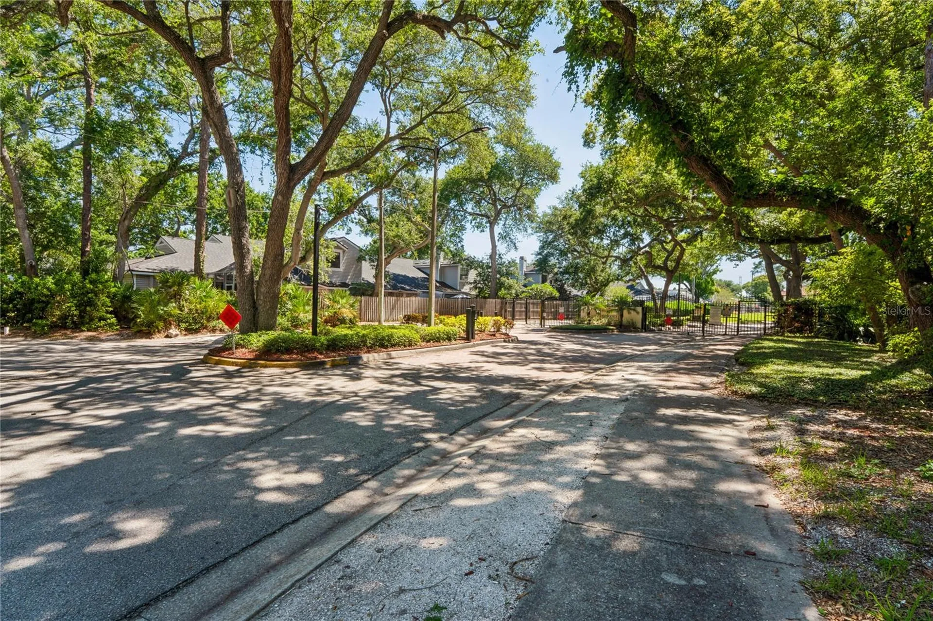 305 Hammock Pine Boulevard Clearwater FL 33761
