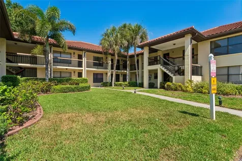 305 Hammock Pine Boulevard Clearwater FL 33761
