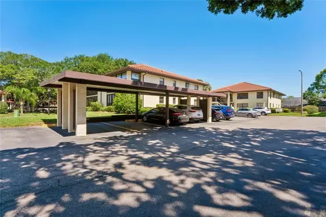 305 Hammock Pine Boulevard Clearwater FL 33761