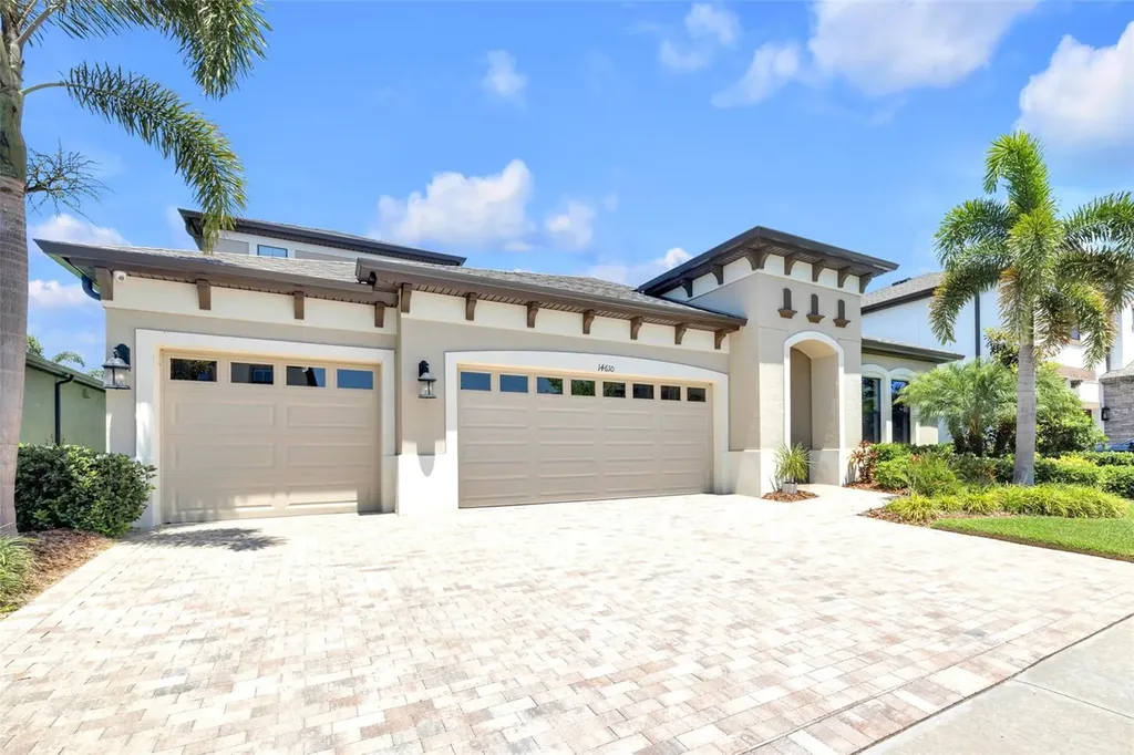 14610 Red Castle Avenue Lithia FL 33547