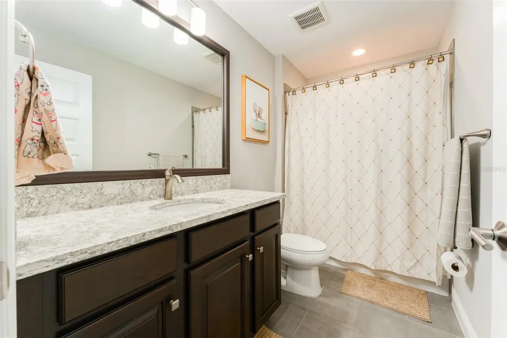 14610 Red Castle Avenue Lithia FL 33547