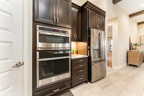 14610 Red Castle Avenue Lithia FL 33547