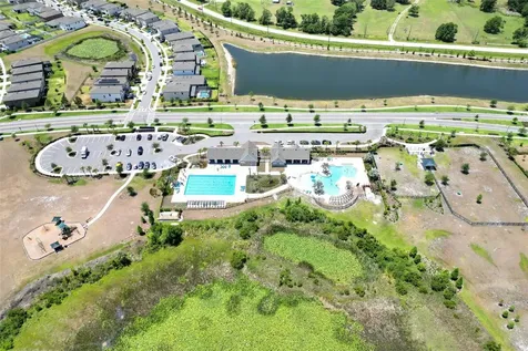 14610 Red Castle Avenue Lithia FL 33547