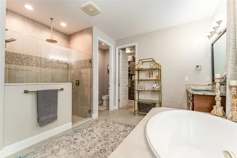 14610 Red Castle Avenue Lithia FL 33547