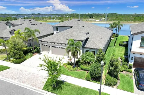 14610 Red Castle Avenue Lithia FL 33547