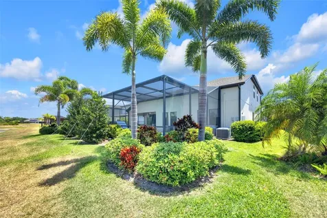 14610 Red Castle Avenue Lithia FL 33547