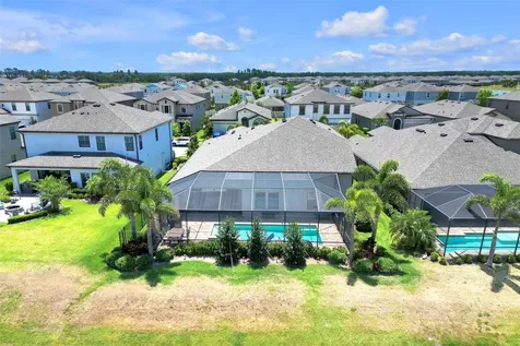 14610 Red Castle Avenue Lithia FL 33547