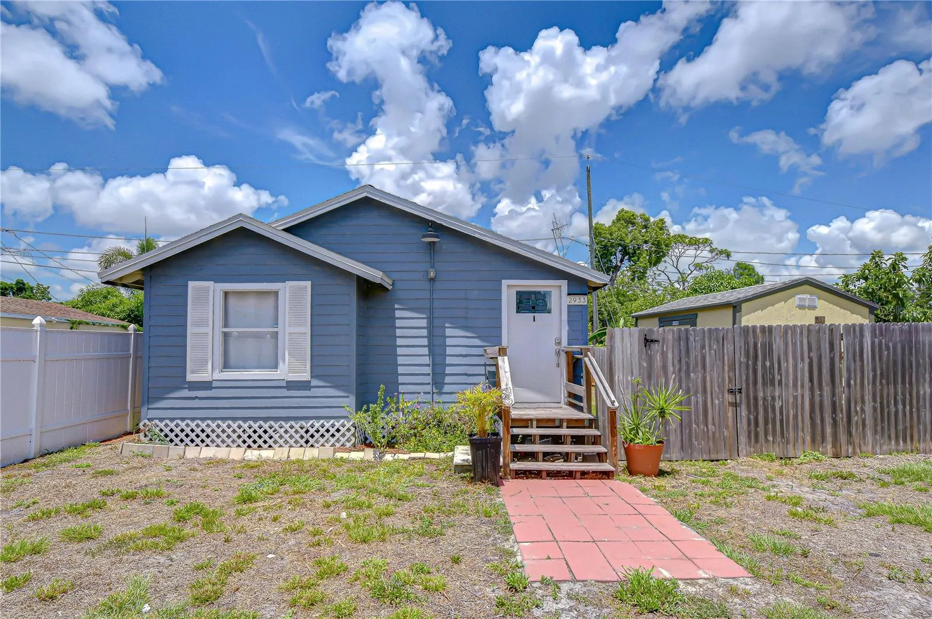 2933 56th Avenue N St Petersburg FL 33714