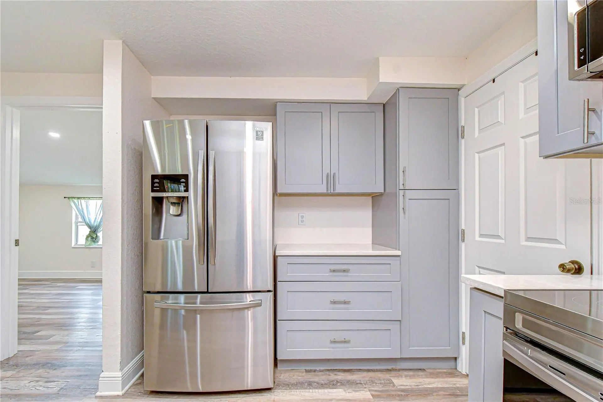 2933 56th Avenue N St Petersburg FL 33714