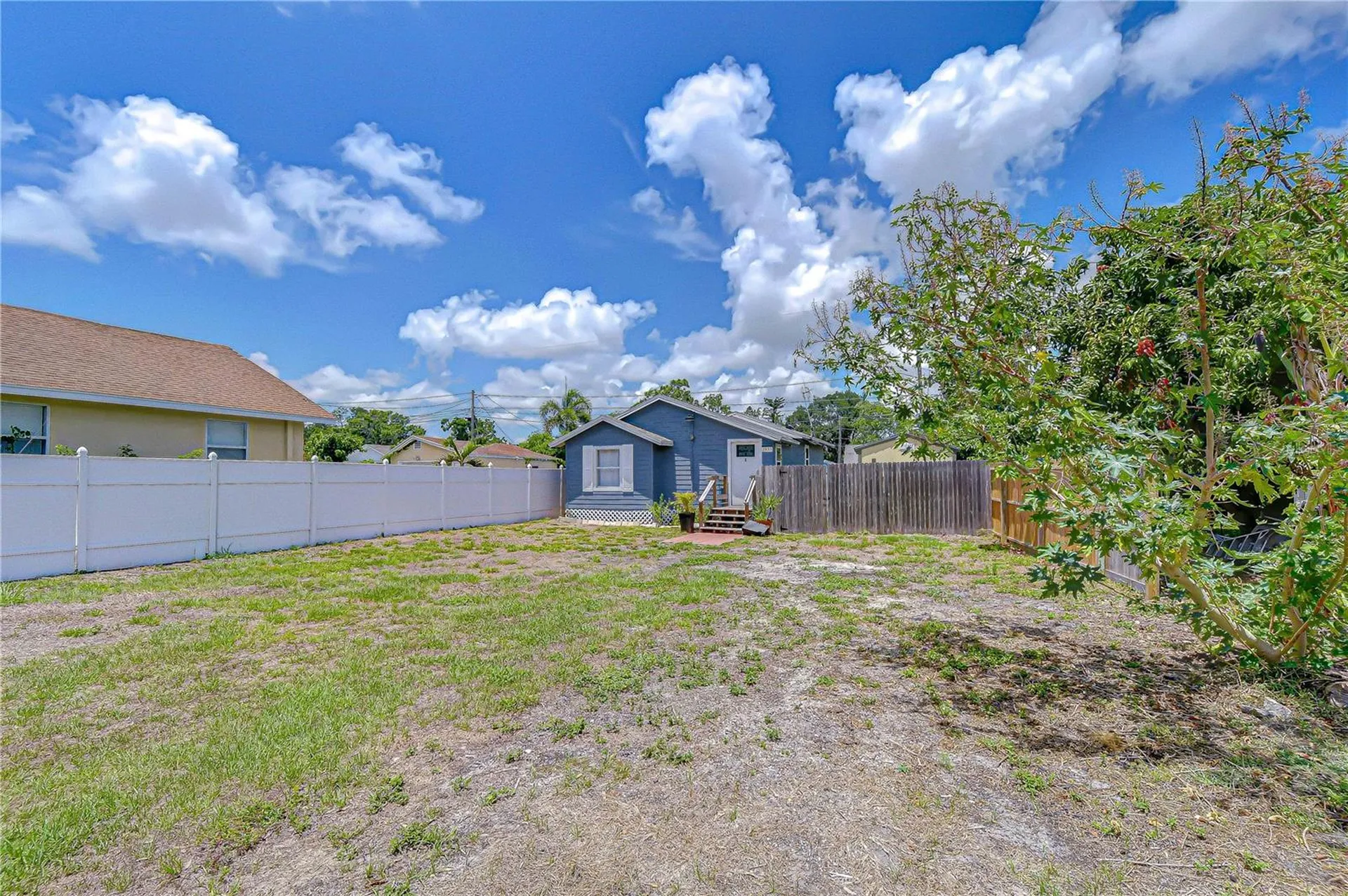 2933 56th Avenue N St Petersburg FL 33714