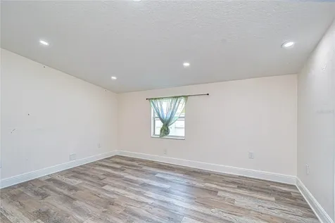 2933 56th Avenue N St Petersburg FL 33714
