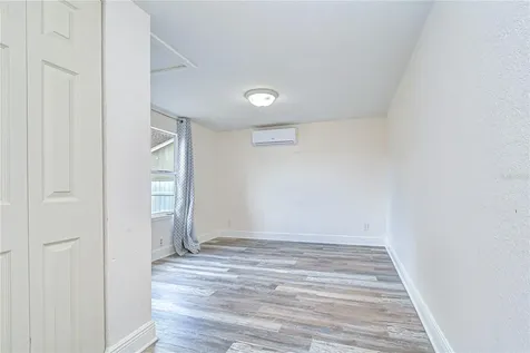 2933 56th Avenue N St Petersburg FL 33714