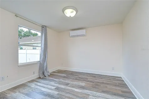 2933 56th Avenue N St Petersburg FL 33714