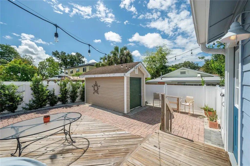 2714 W Fig Street Tampa FL 33609