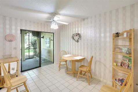 3825 Wilshire Circle Sarasota FL 34238