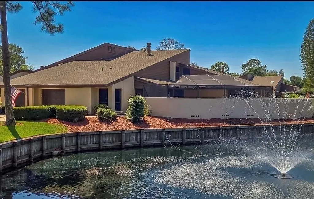 5003 Umber Way S Tampa FL 33624