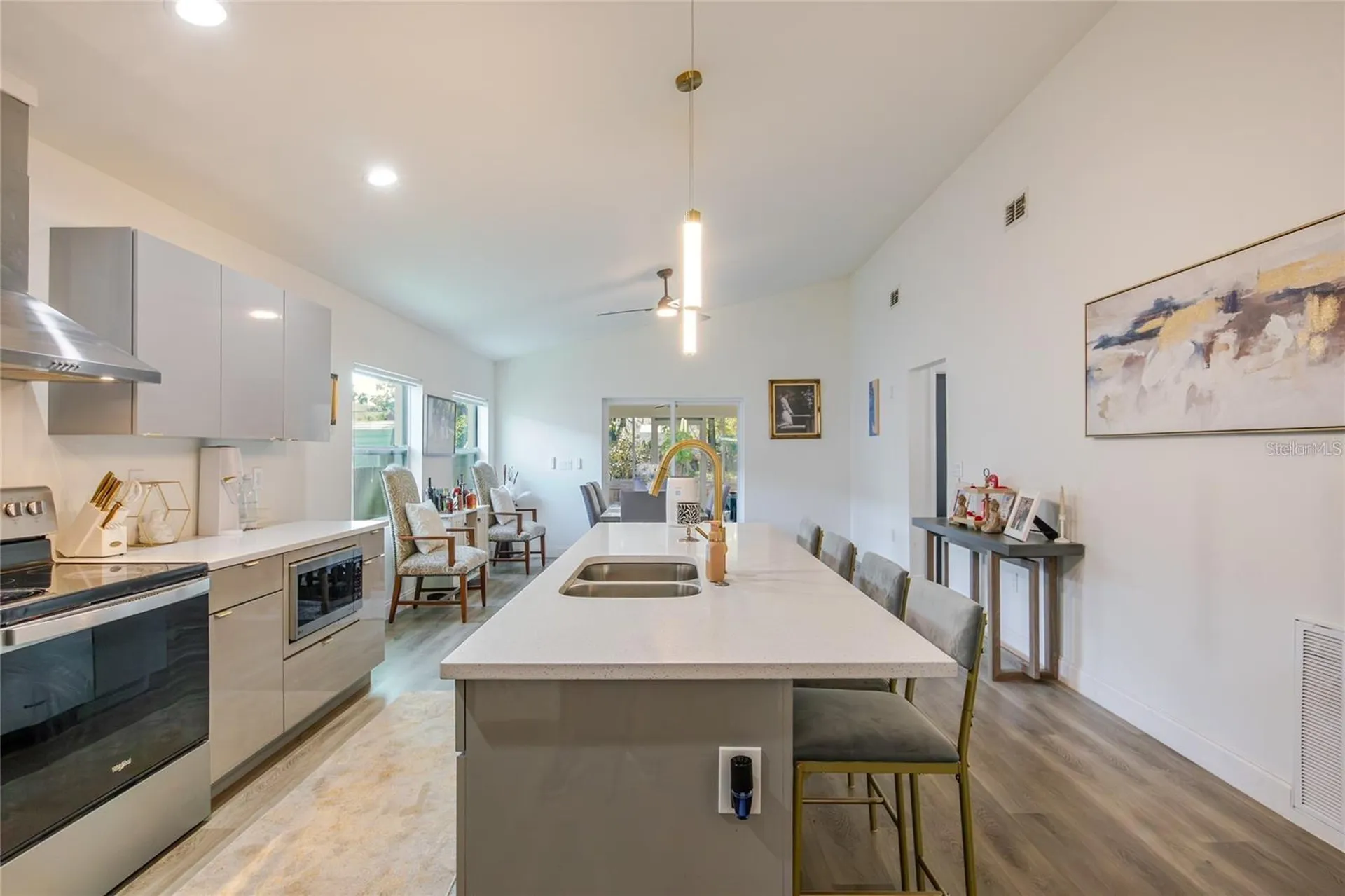 1704 W Hanna Avenue Tampa FL 33604