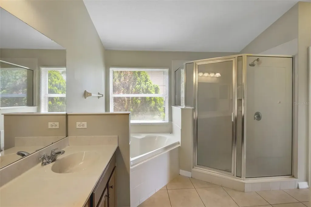 12608 Iris Lake Drive Orlando FL 32824