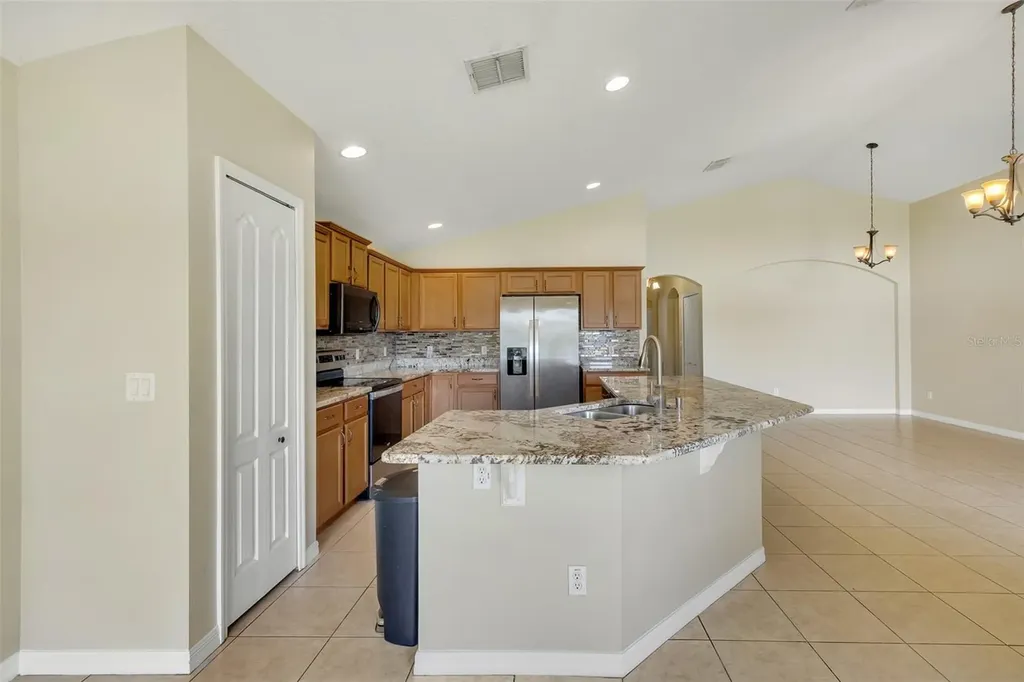 12608 Iris Lake Drive Orlando FL 32824