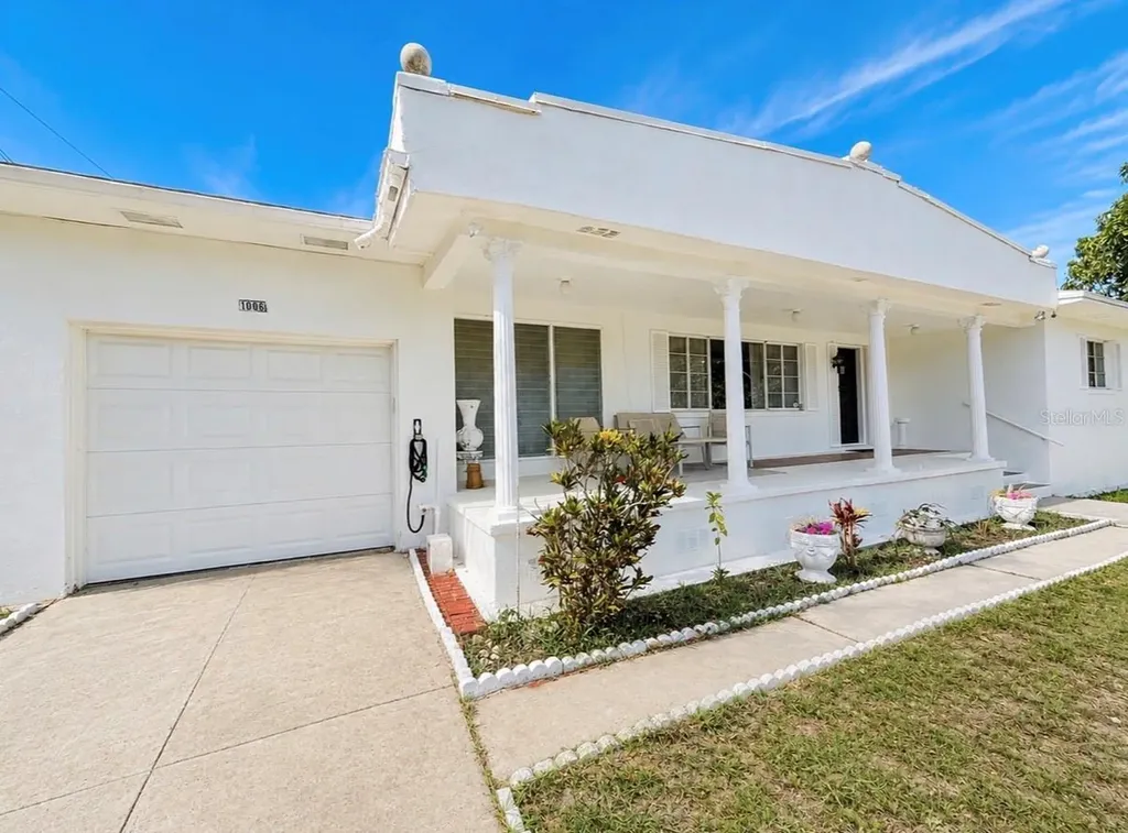 1006 Gulf Road Tarpon Springs FL 34689