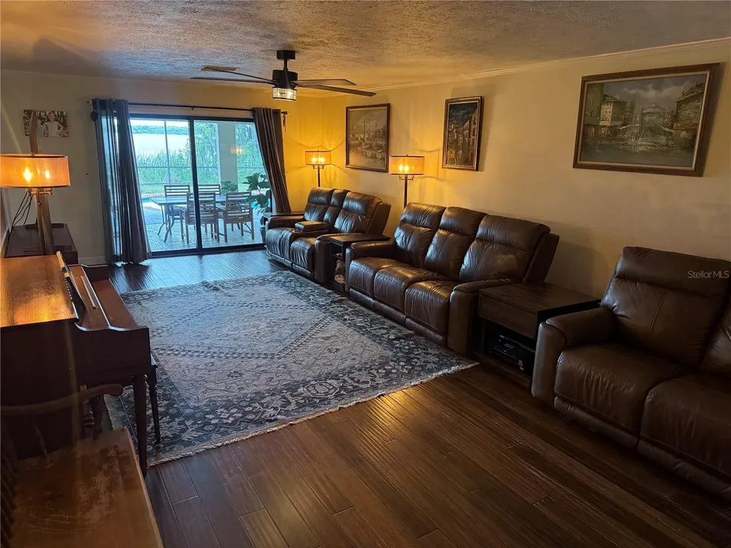 4232 County Road 400 Lake Panasoffkee FL 33538