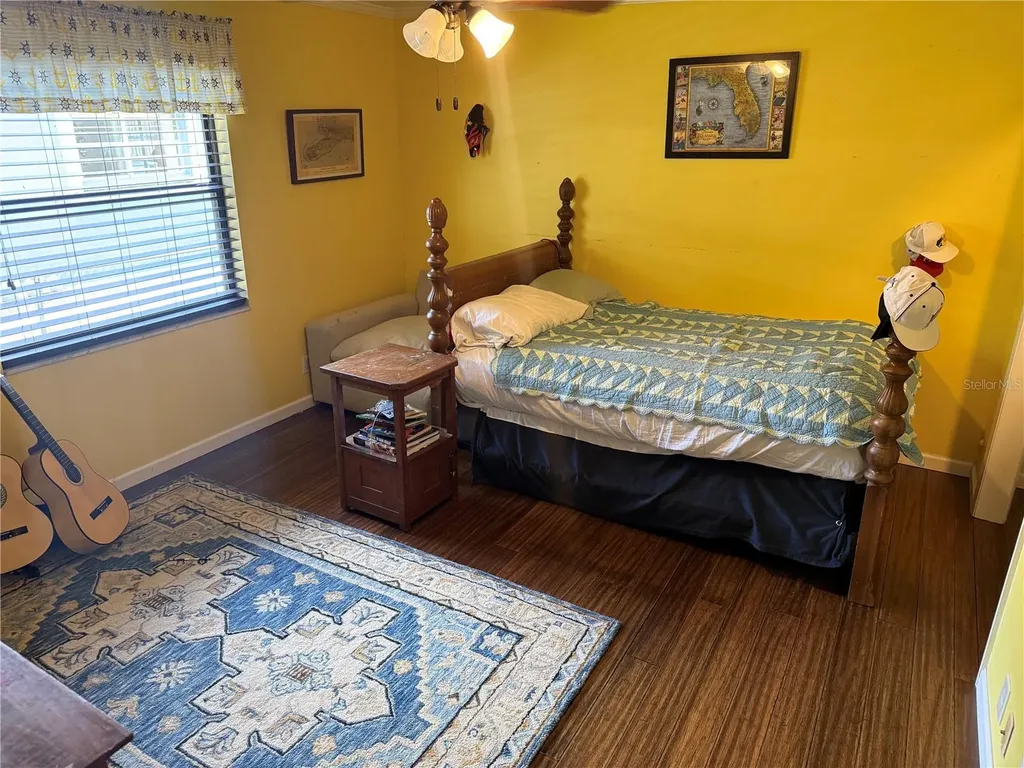 4232 County Road 400 Lake Panasoffkee FL 33538