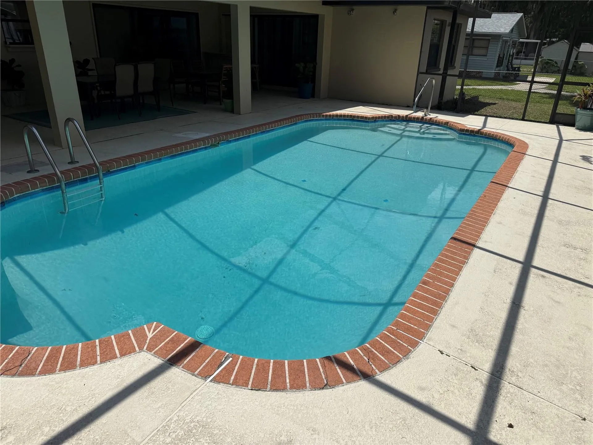 4232 County Road 400 Lake Panasoffkee FL 33538