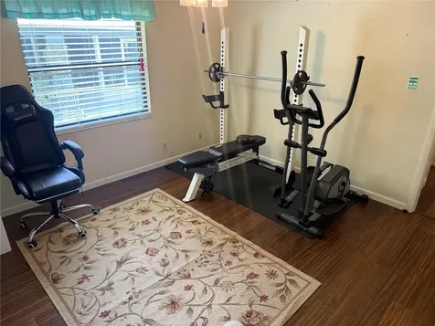 4232 County Road 400 Lake Panasoffkee FL 33538