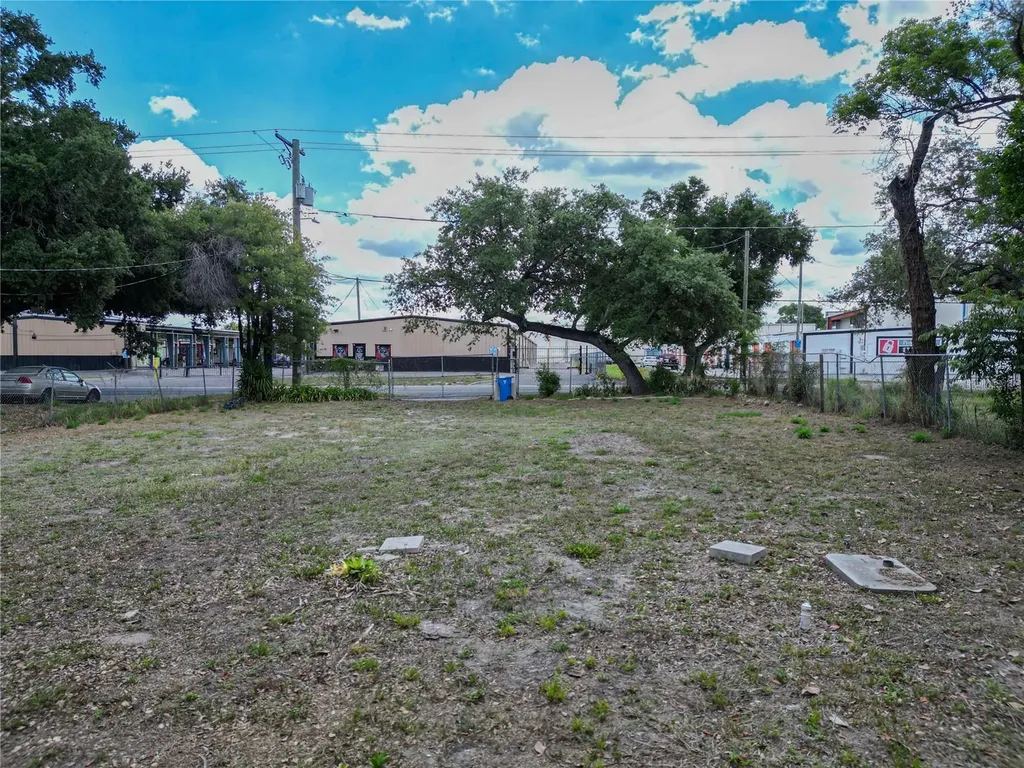 6208 N 50th Street Tampa FL 33610