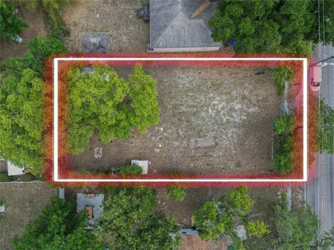 6208 N 50th Street Tampa FL 33610