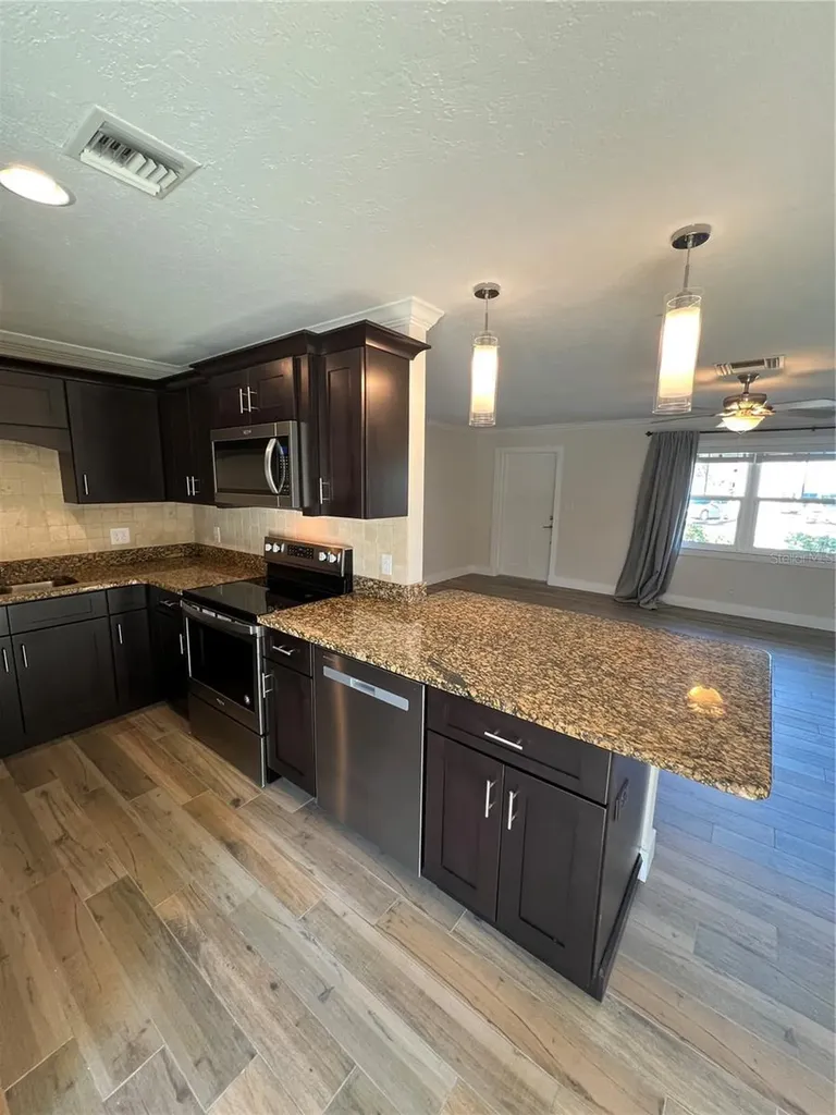 511 W Retta Esplanade Punta Gorda FL 33950