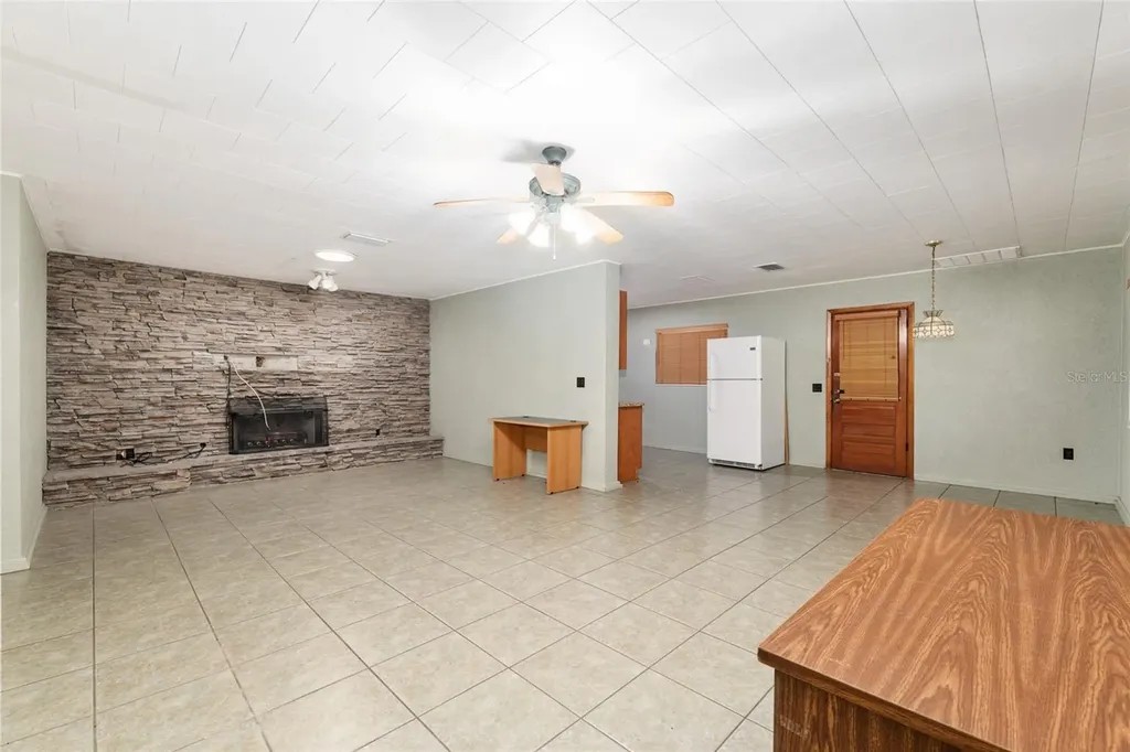 4367 S Us 301 Bushnell FL 33513