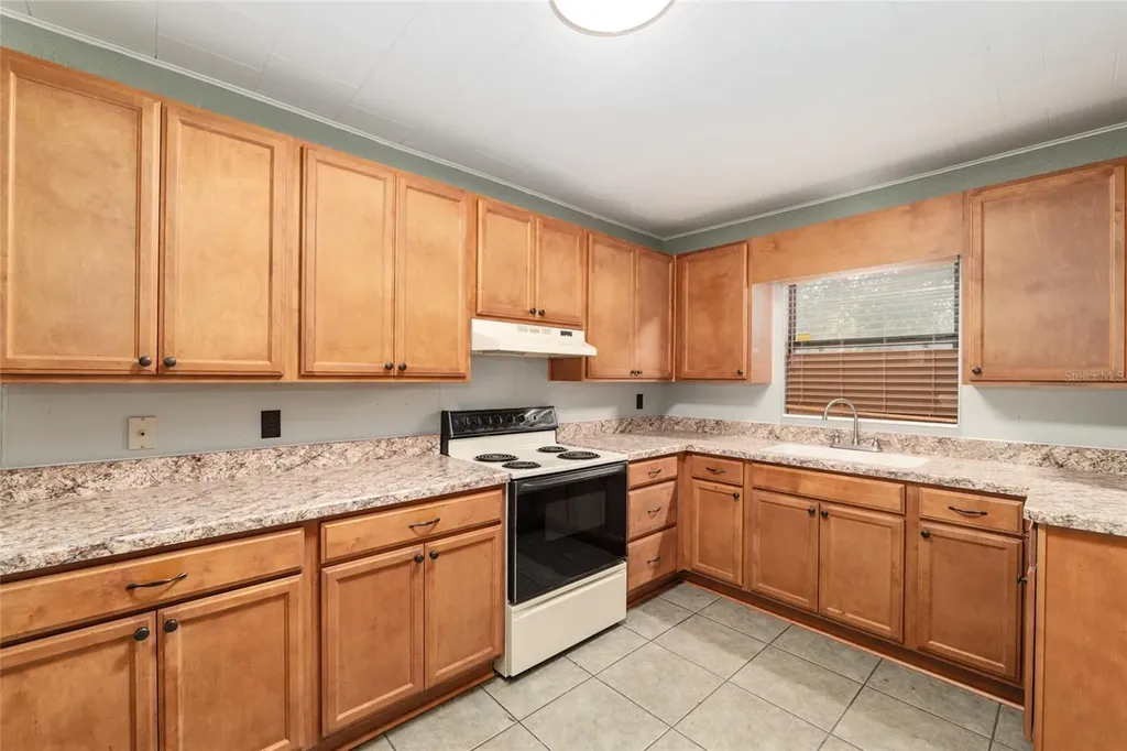 4367 S Us 301 Bushnell FL 33513