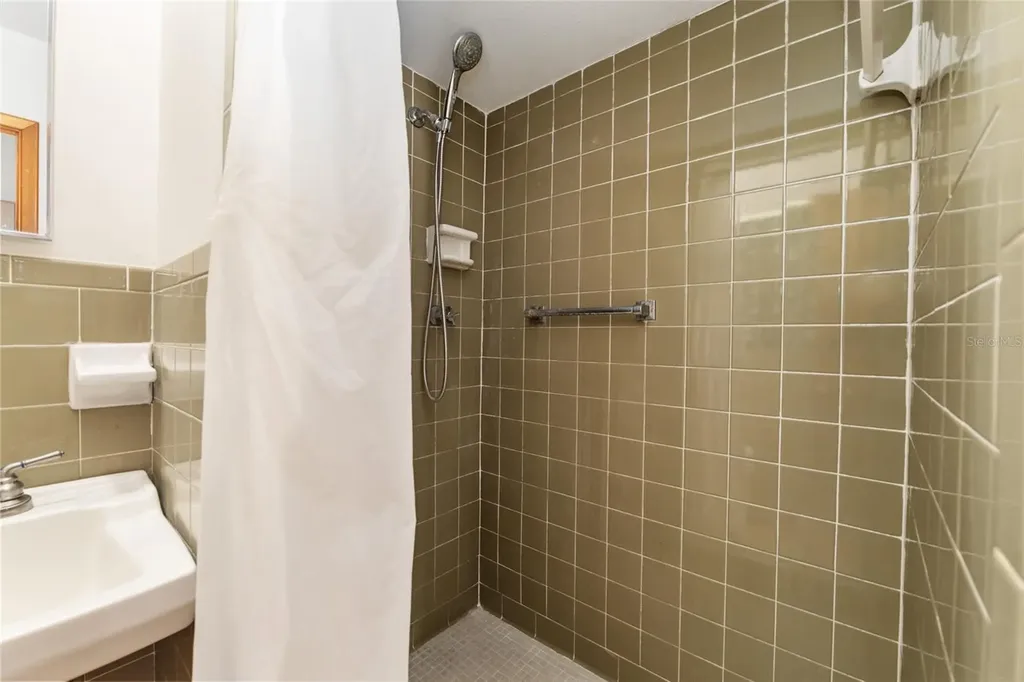 4367 S Us 301 Bushnell FL 33513