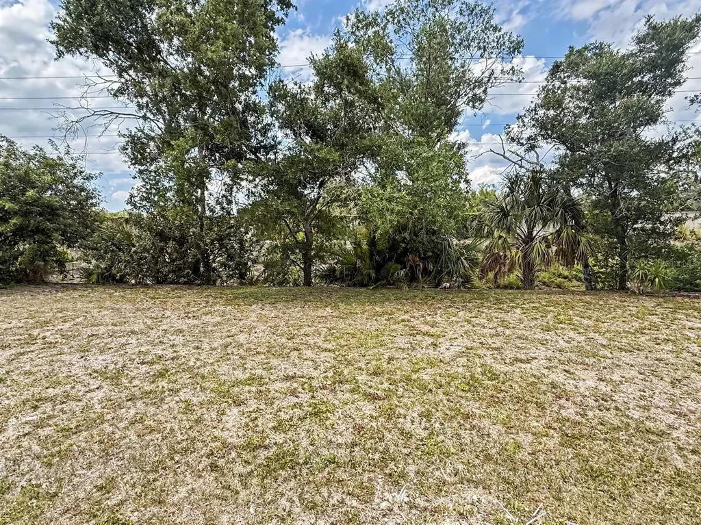 5365 Winewood Drive Sarasota FL 34232