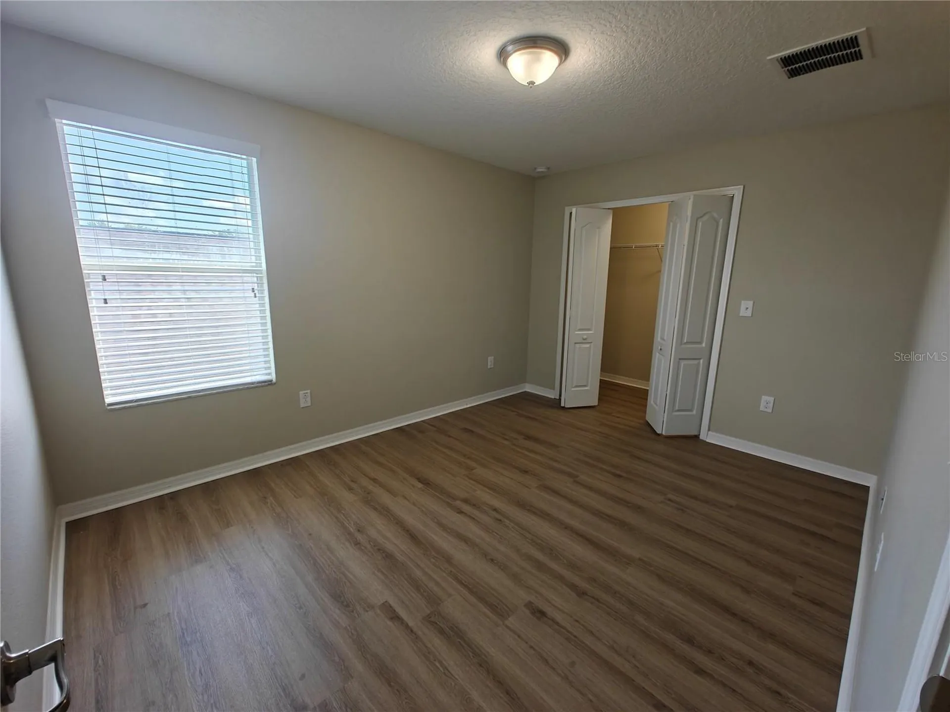2221 Grantham Avenue Davenport FL 33837