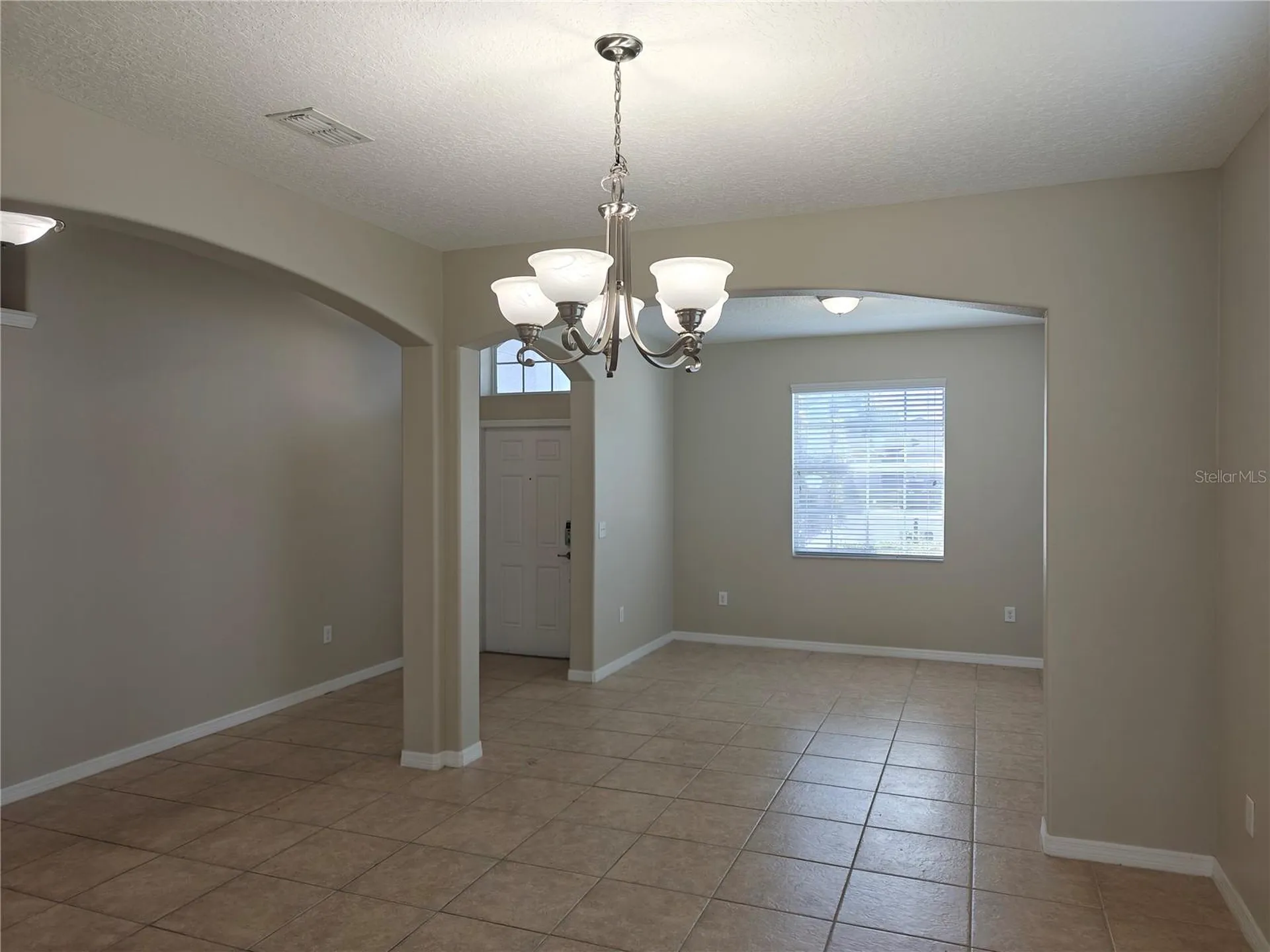 2221 Grantham Avenue Davenport FL 33837